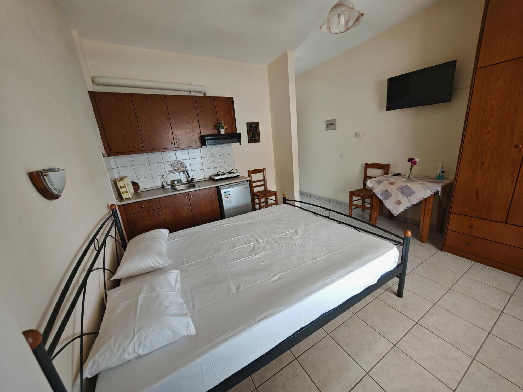 Platanias Hillside Apartment Bilik gambar