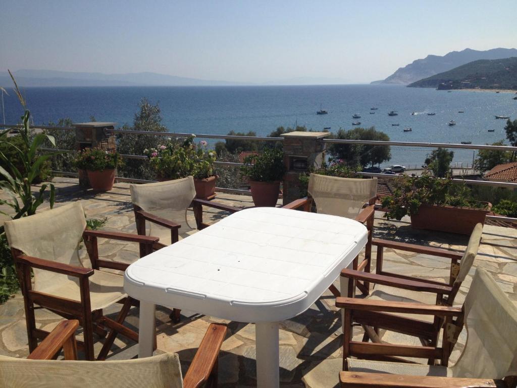 Platanias Hillside Apartment Bilik gambar